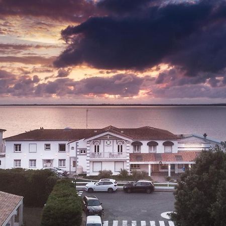Beach Hotel - Le Grand Chalet 론세레뱅 외부 사진