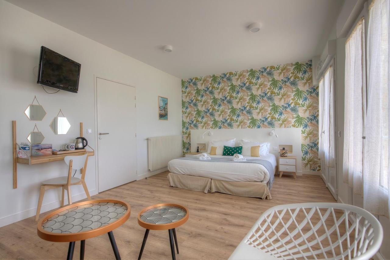 Beach Hotel - Le Grand Chalet 론세레뱅 외부 사진